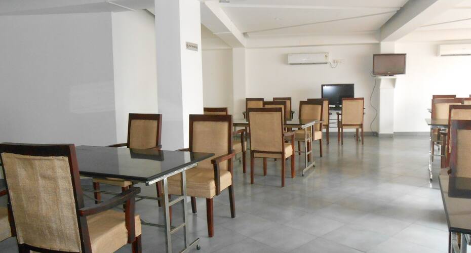 Hotel Edassery Tower, Thodupuzha 5